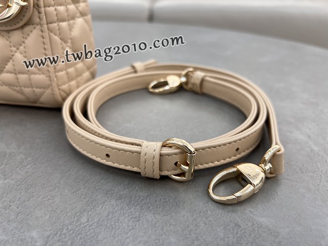 Dior专柜新款Lady女包迪奥高仿原单三格羊皮焦糖米色Classic Lady戴妃包 djfk1285